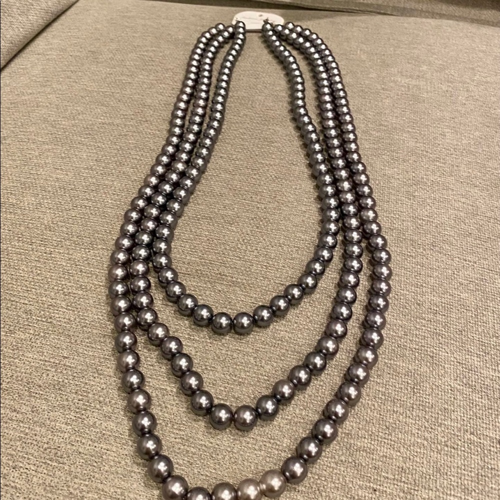 3 strand faux black pearl necklace